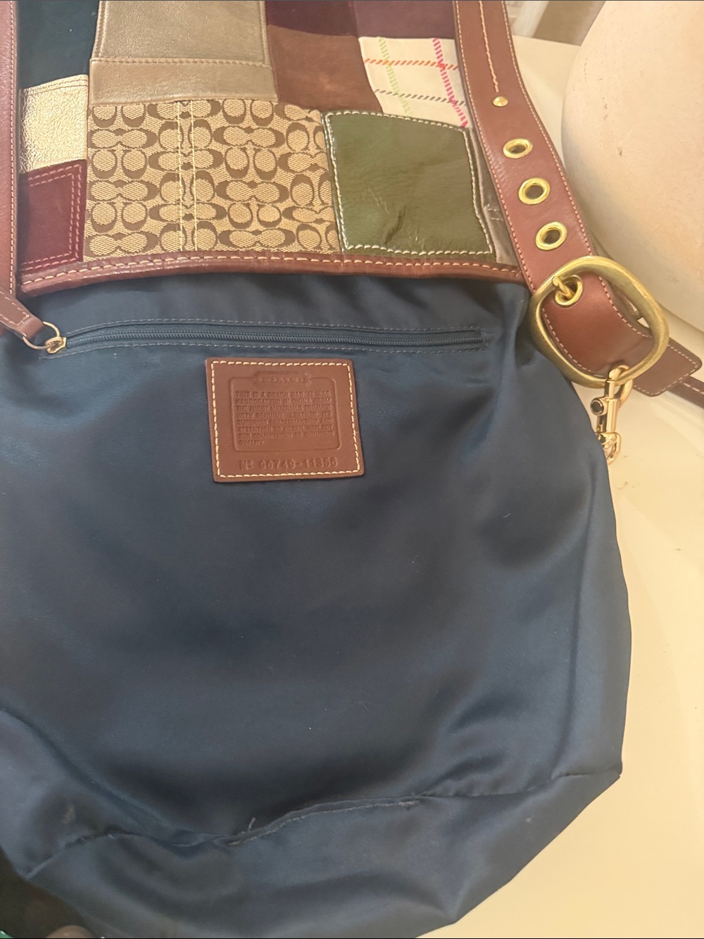 Vintage Coach large Patchwork Leather & Canvas bucket Bag - Picture 8 of 16